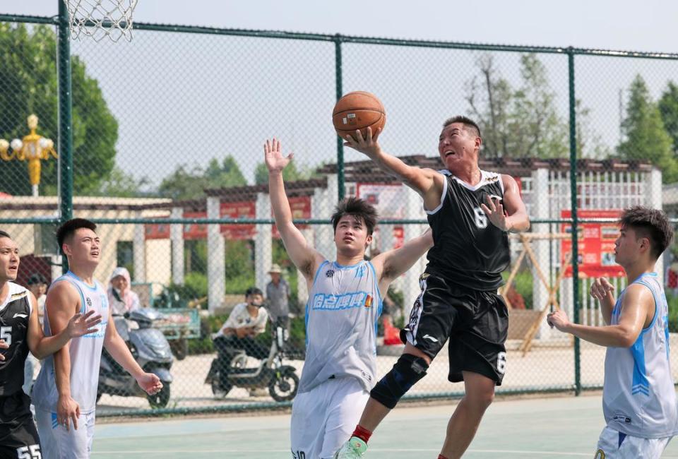 zVaU, lQTH zVaU, lQTH