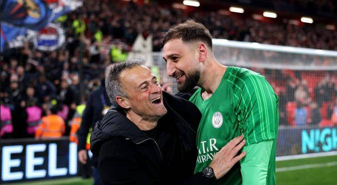 俱乐部之一, 毕竟多纳鲁 俱乐部之一, 毕竟多纳鲁