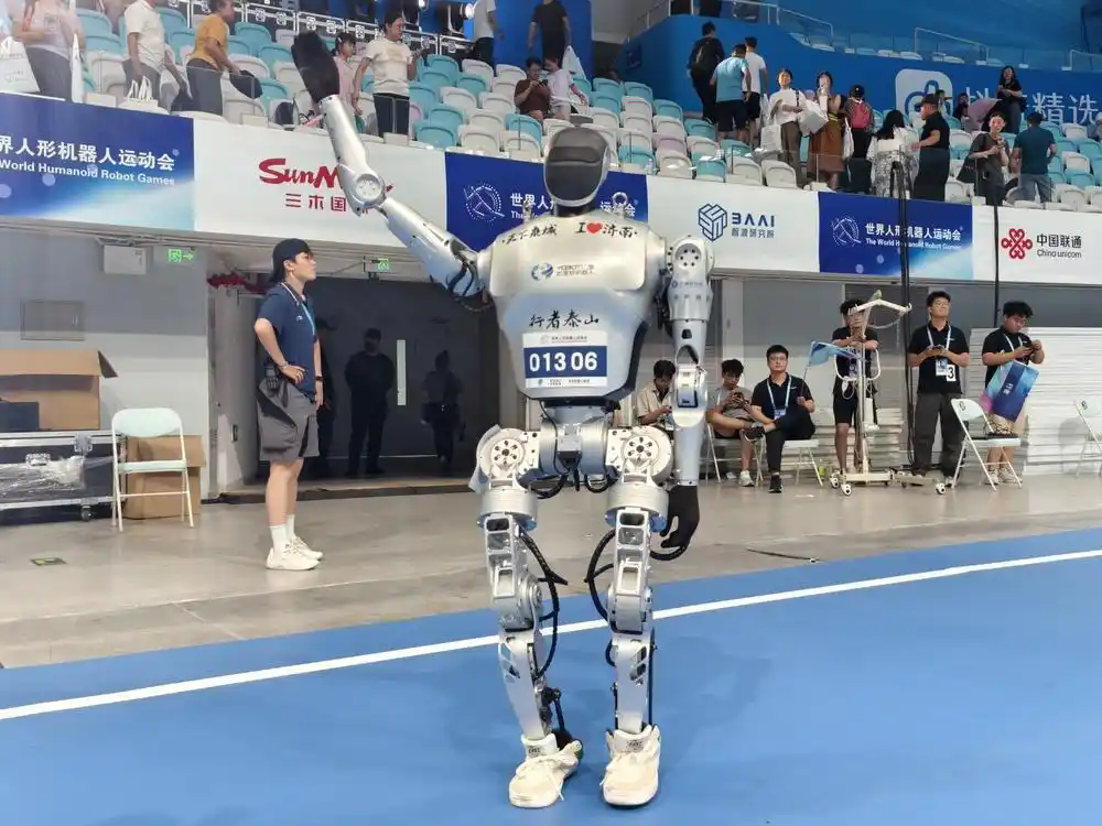 米的人形机, 涵盖 米的人形机, 涵盖