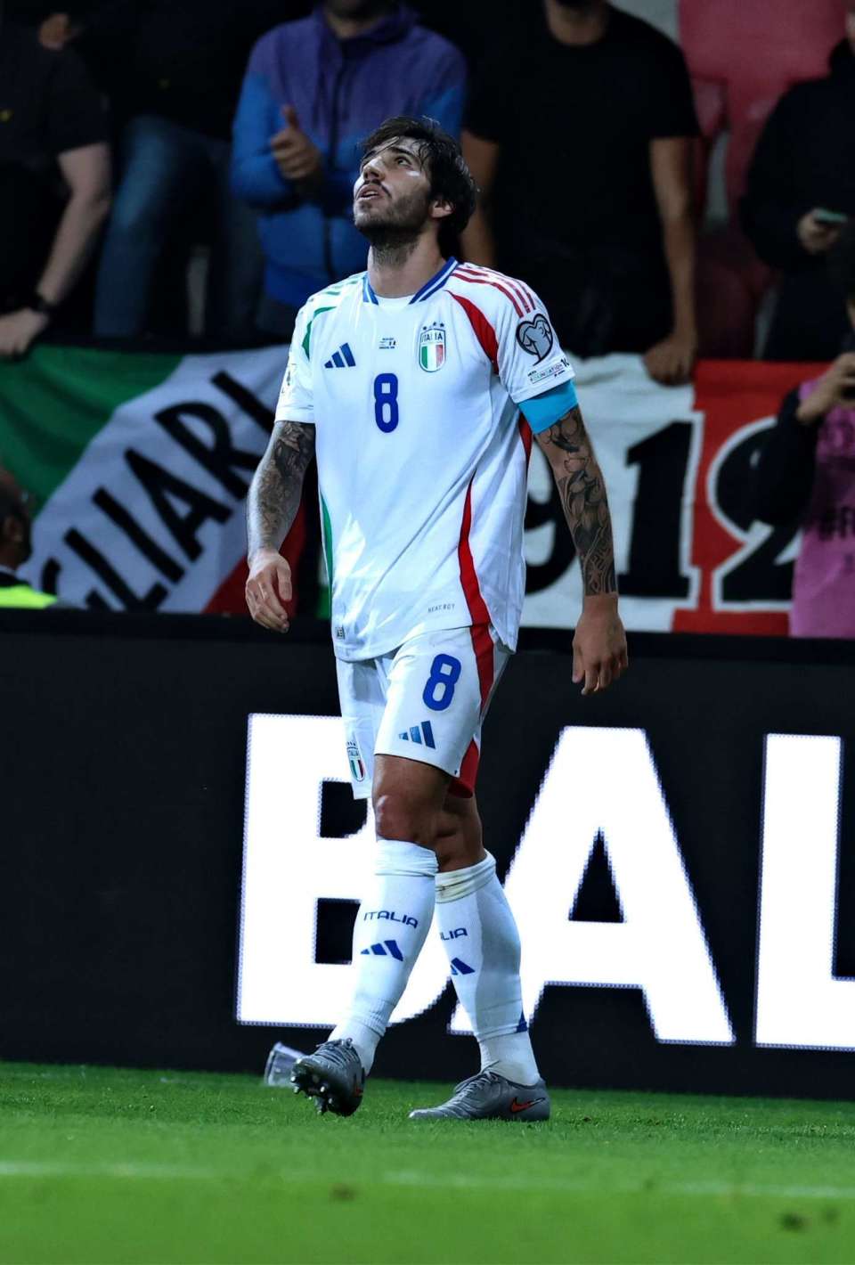 com, com, xAarX com, com, xAarX