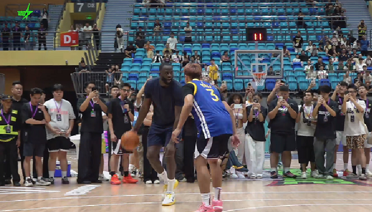 img, 季后赛则是 img, 季后赛则是