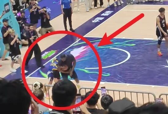 他与外国街 他与外国街