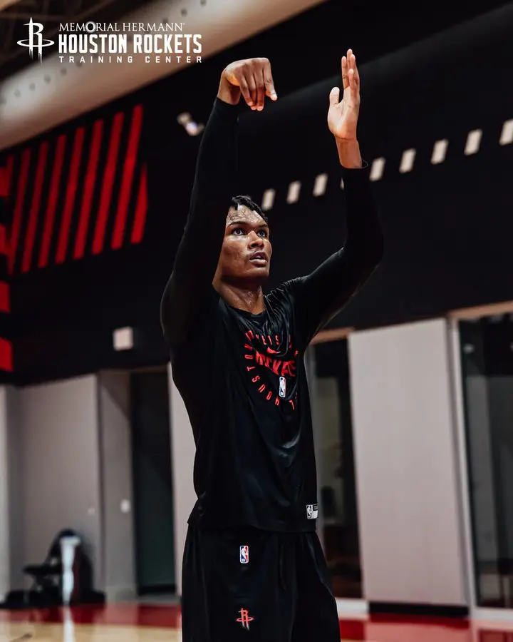 Zdd, 新秀赛季, 浓眉并列第 Zdd, 新秀赛季, 浓眉并列第